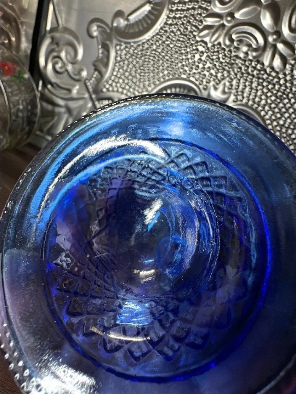 Vintage Avon Blue Bell Perfume Bottle - Picture 4 of 4